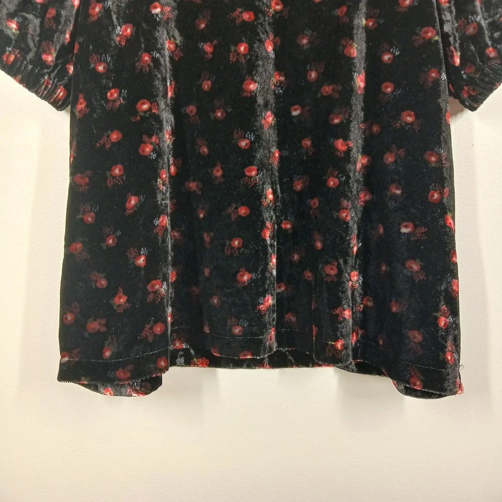 LOFT Blouse Women Petite Medium Black Velvet Floral Puff Sleeve Romantic
